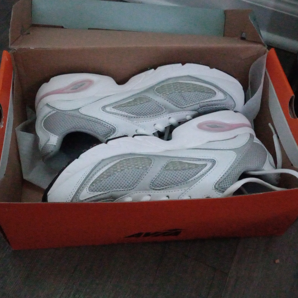 Shose